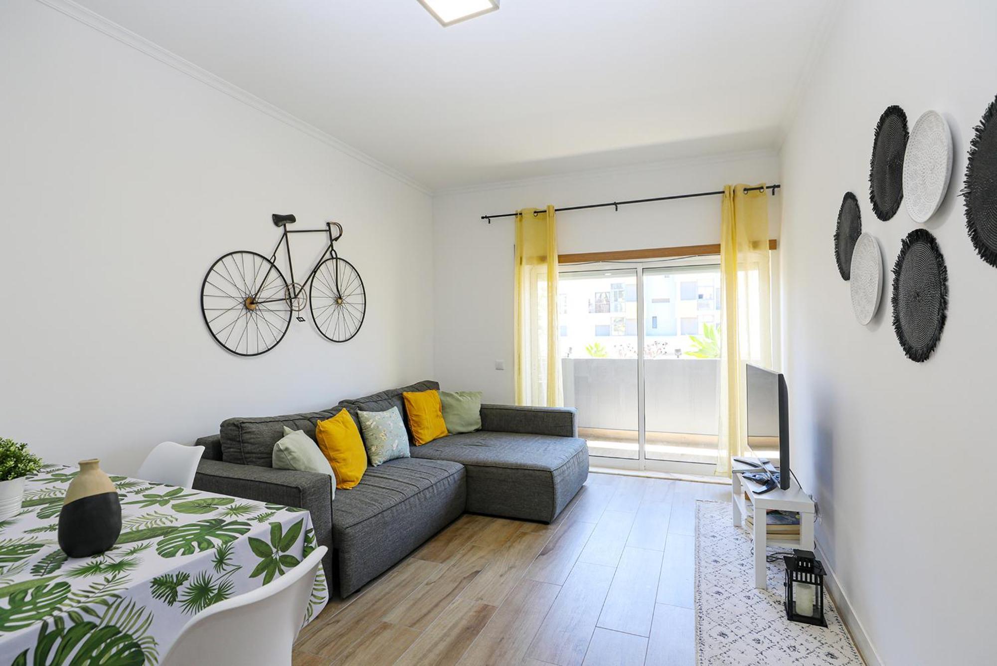 B11 - Beach Way Apartment Lagos Exterior photo